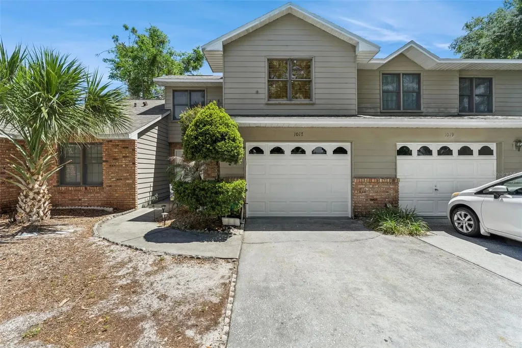 1017 Monroe Avenue St Cloud FL 34769