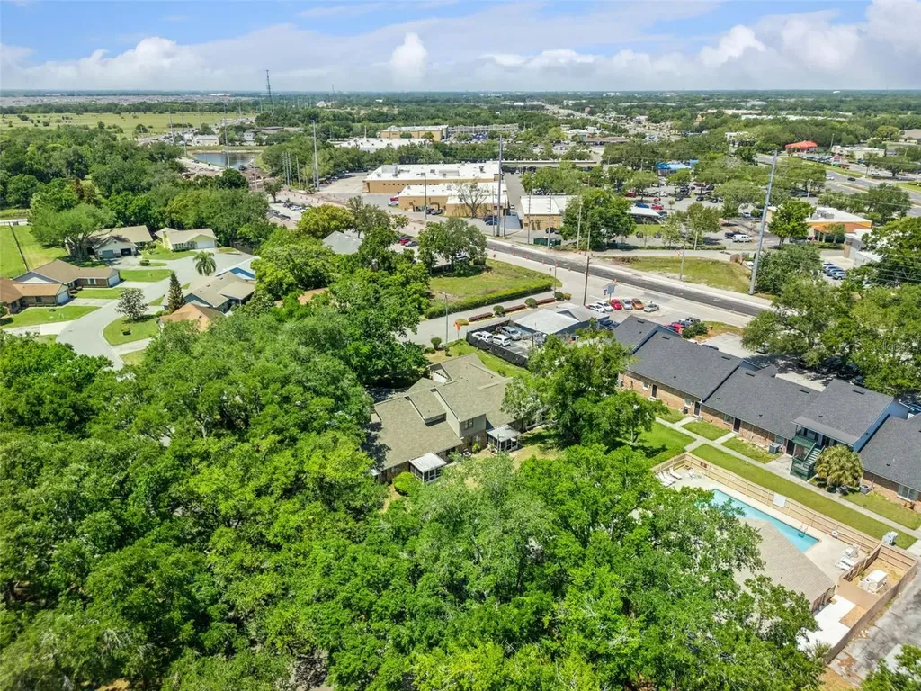 1017 Monroe Avenue St Cloud FL 34769
