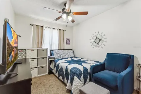 1017 Monroe Avenue St Cloud FL 34769