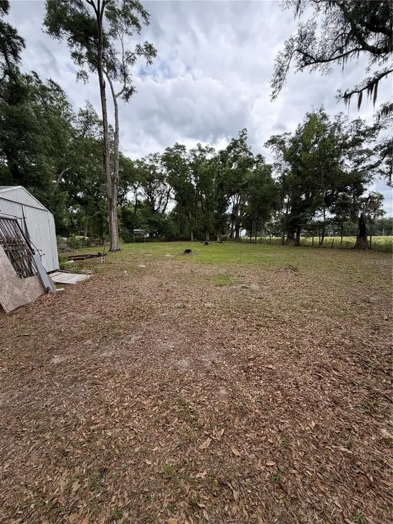 11259 NE 10th Terrace Oxford FL 34484