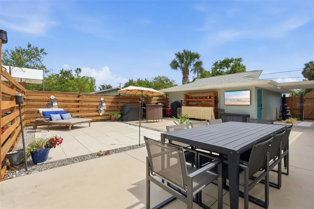 1820 Anchor Avenue Deland FL 32720