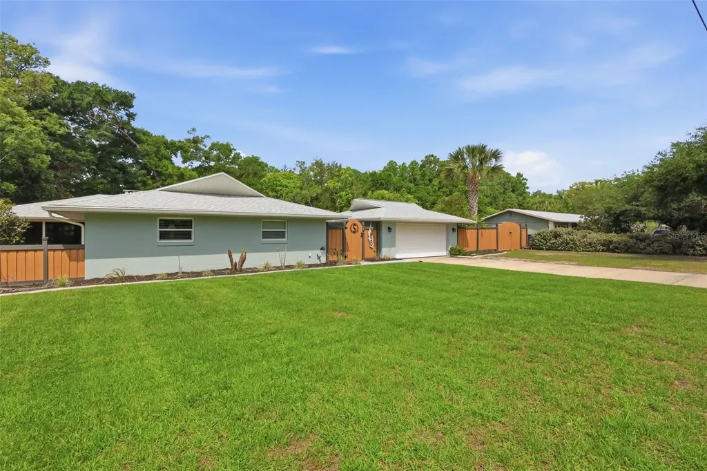 1820 Anchor Avenue Deland FL 32720