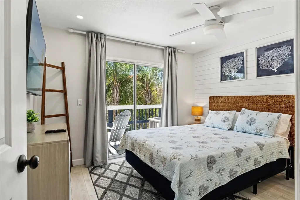 8106 Gulf Drive Holmes Beach FL 34217