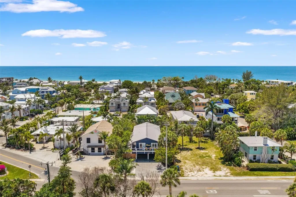 8106 Gulf Drive Holmes Beach FL 34217