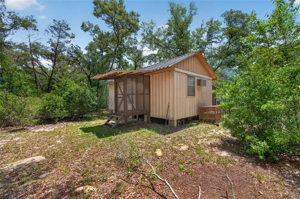 19448 SE 92nd Place Ocklawaha FL 32179