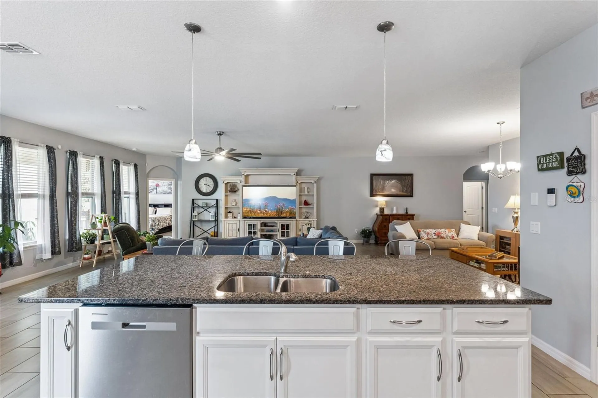 484 Cavesson Street Apopka FL 32712