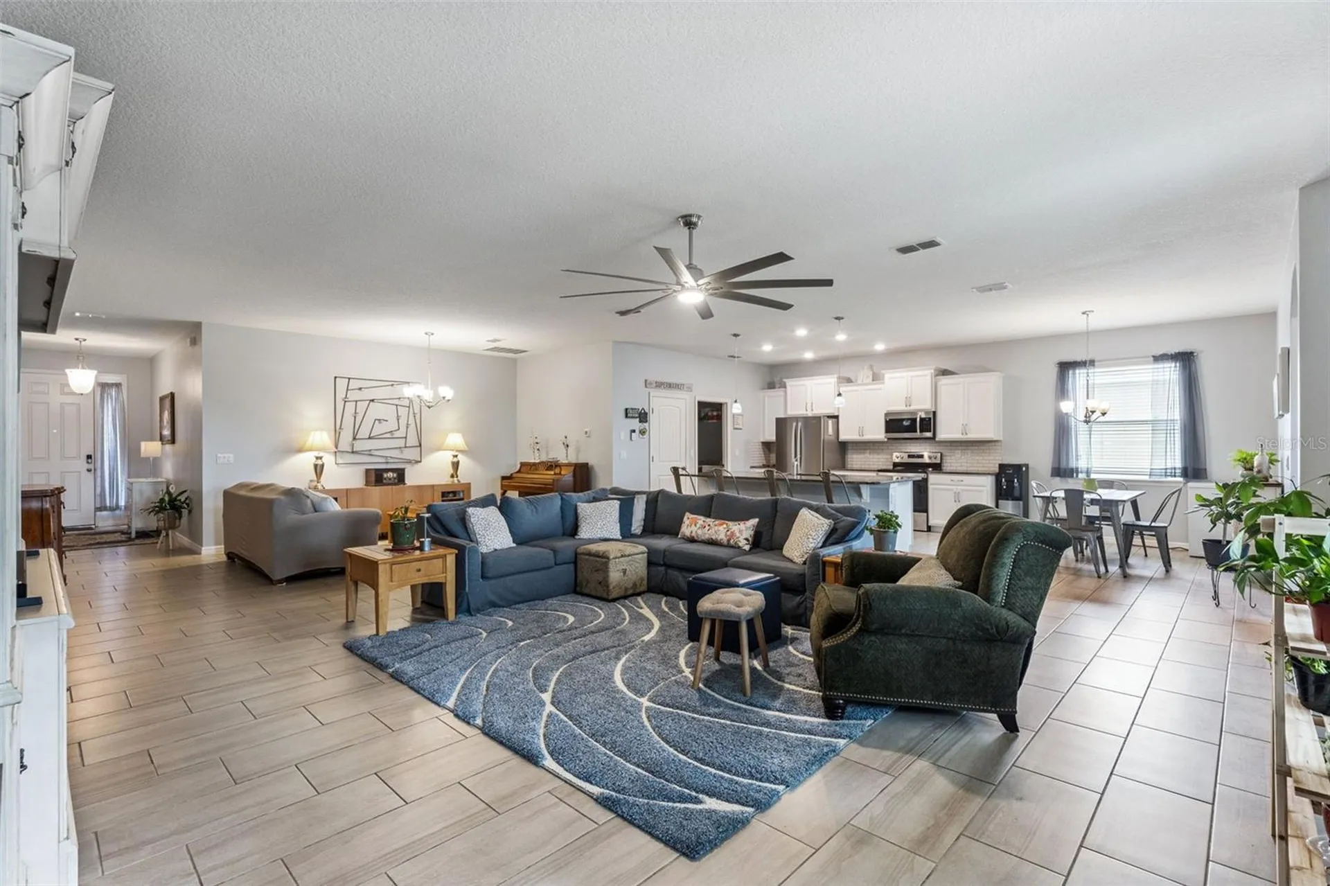 484 Cavesson Street Apopka FL 32712