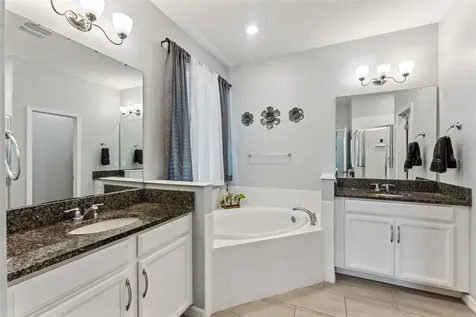 484 Cavesson Street Apopka FL 32712