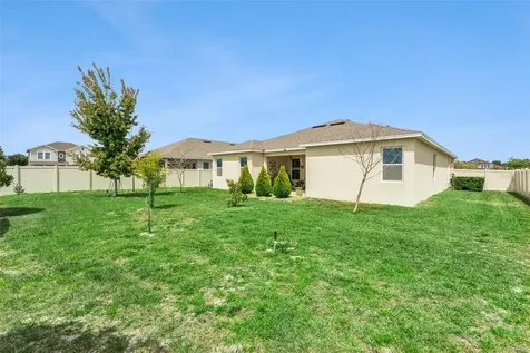 484 Cavesson Street Apopka FL 32712