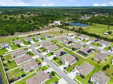 484 Cavesson Street Apopka FL 32712