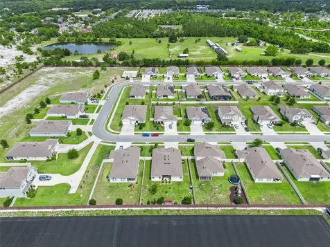 484 Cavesson Street Apopka FL 32712