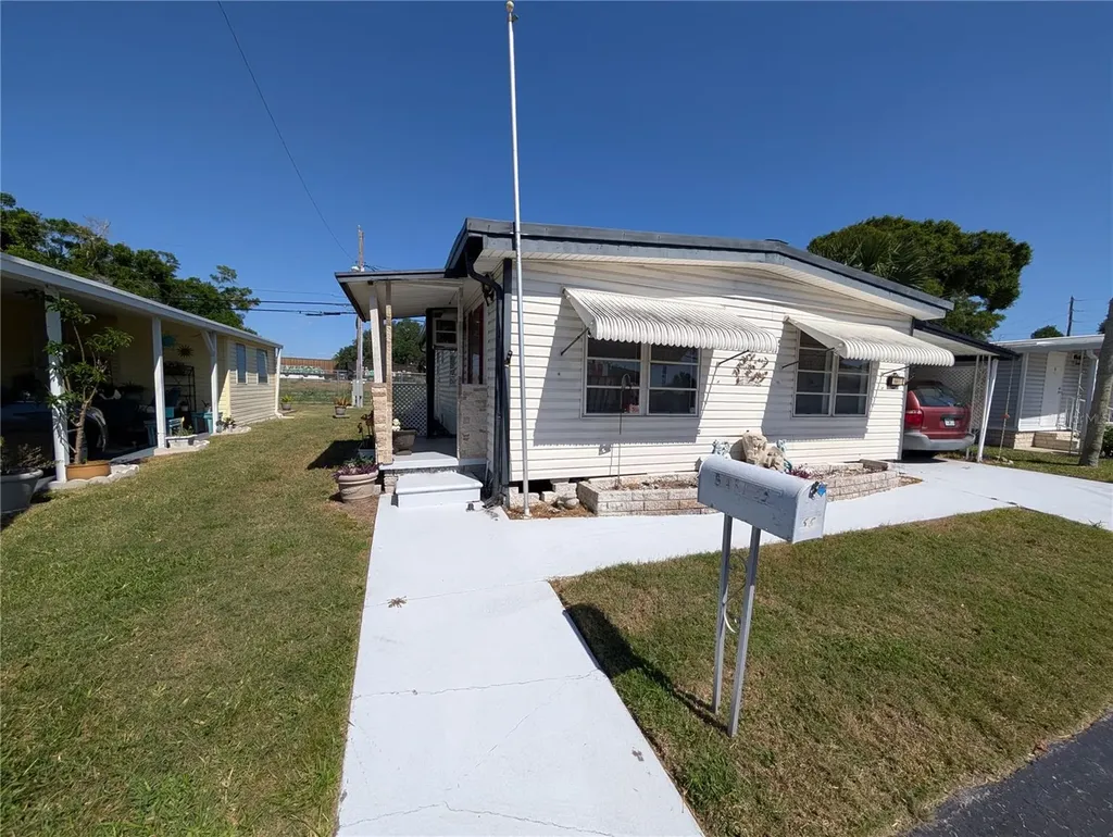 980 7th Street NW Largo FL 33770