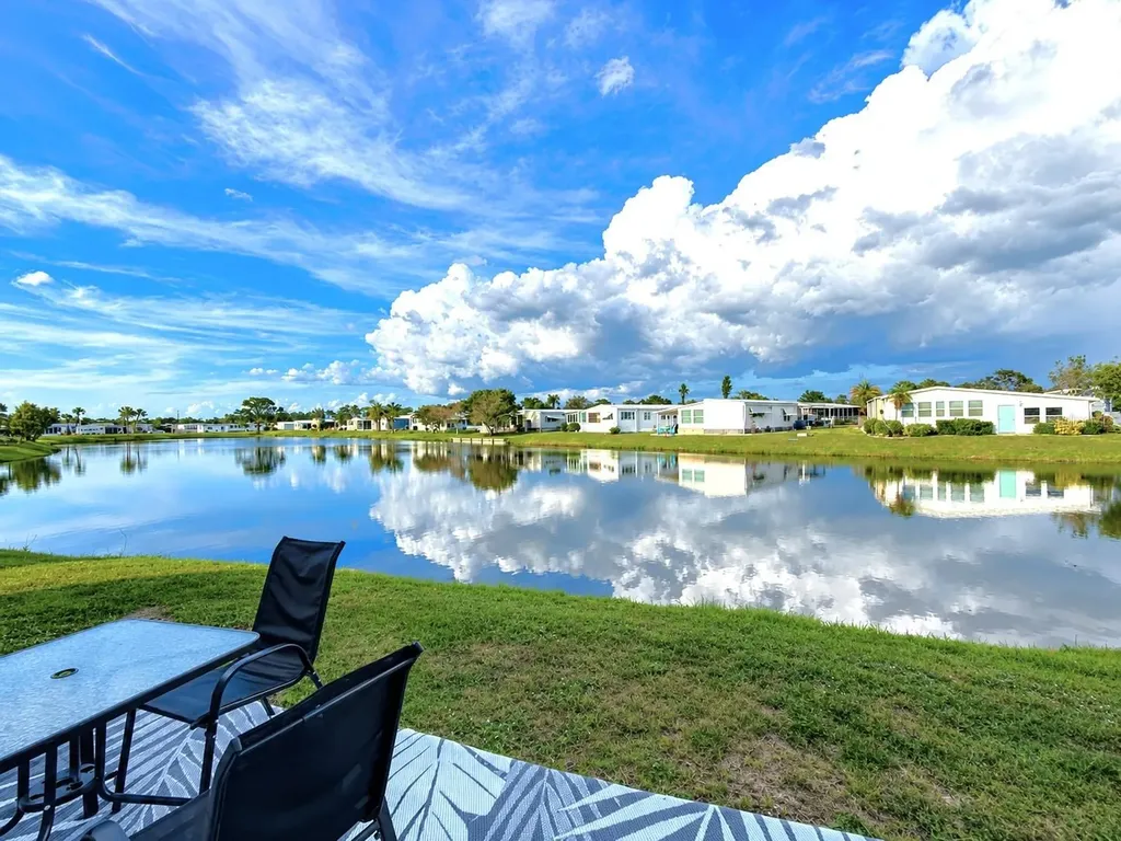216 Martinique Road North Port FL 34287