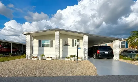216 Martinique Road North Port FL 34287