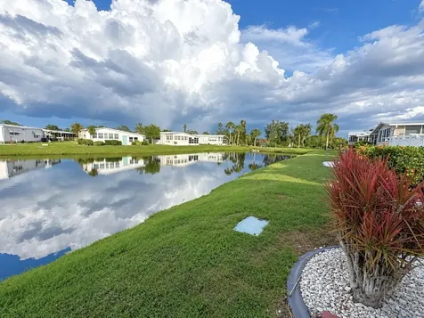 216 Martinique Road North Port FL 34287