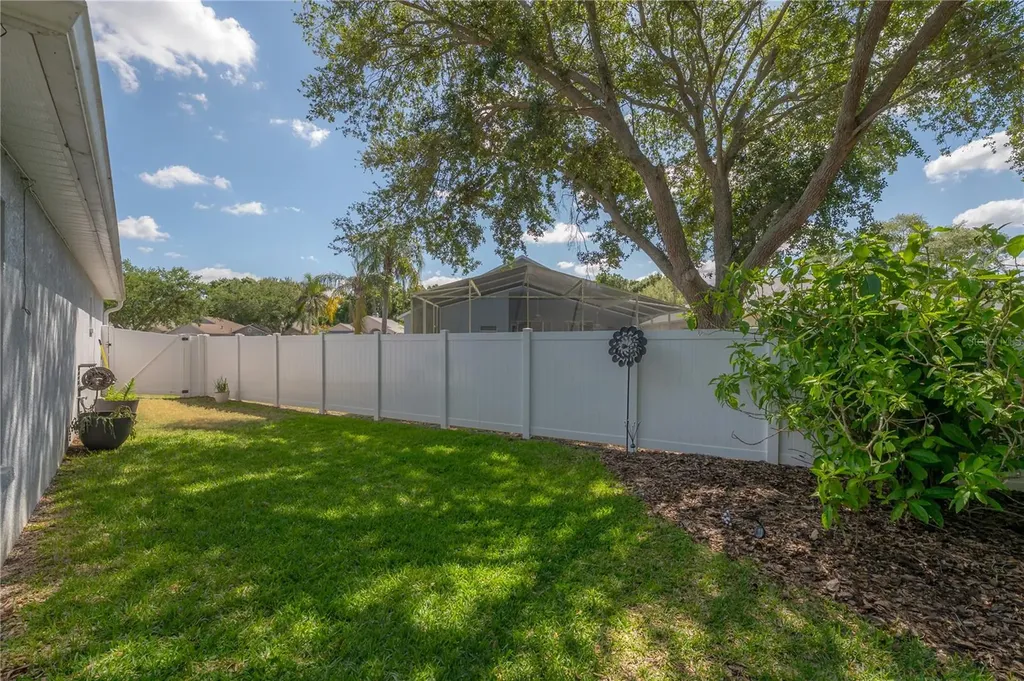 8507 Tiara Park Way Tampa FL 33635