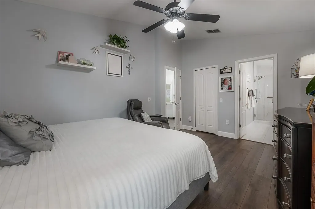 8507 Tiara Park Way Tampa FL 33635