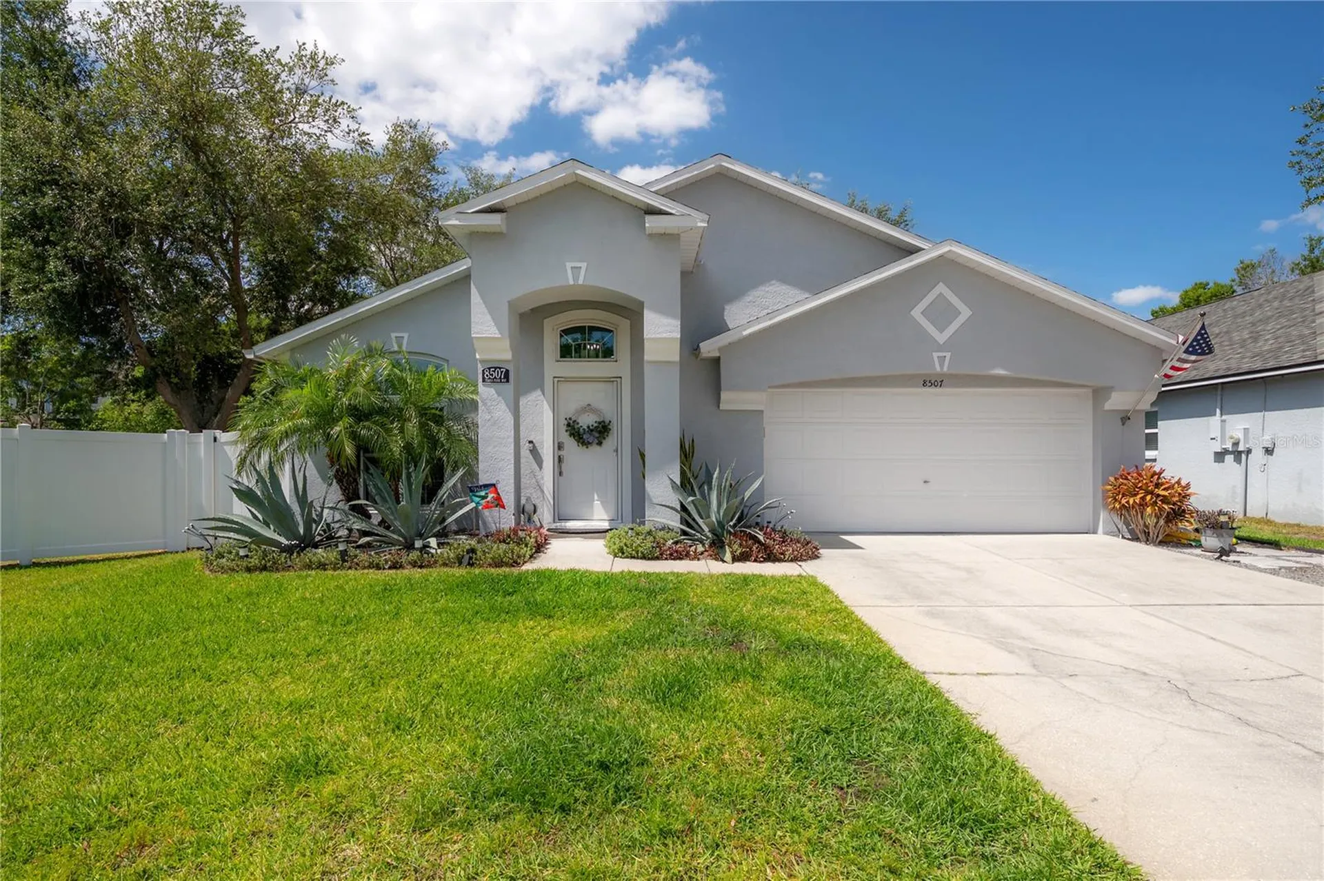 8507 Tiara Park Way Tampa FL 33635