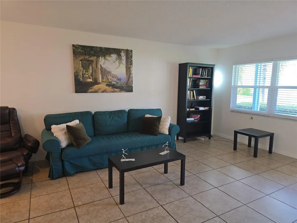 5267 81st Street N St Petersburg FL 33709