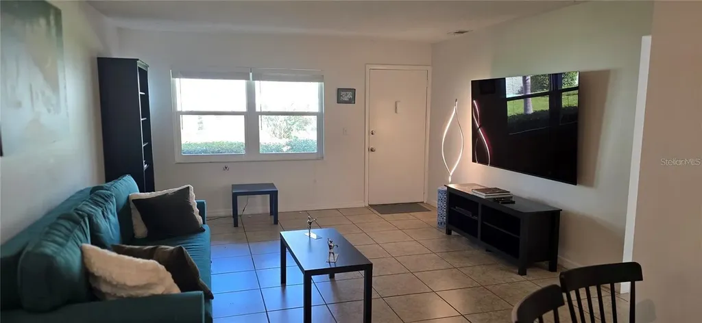 5267 81st Street N St Petersburg FL 33709