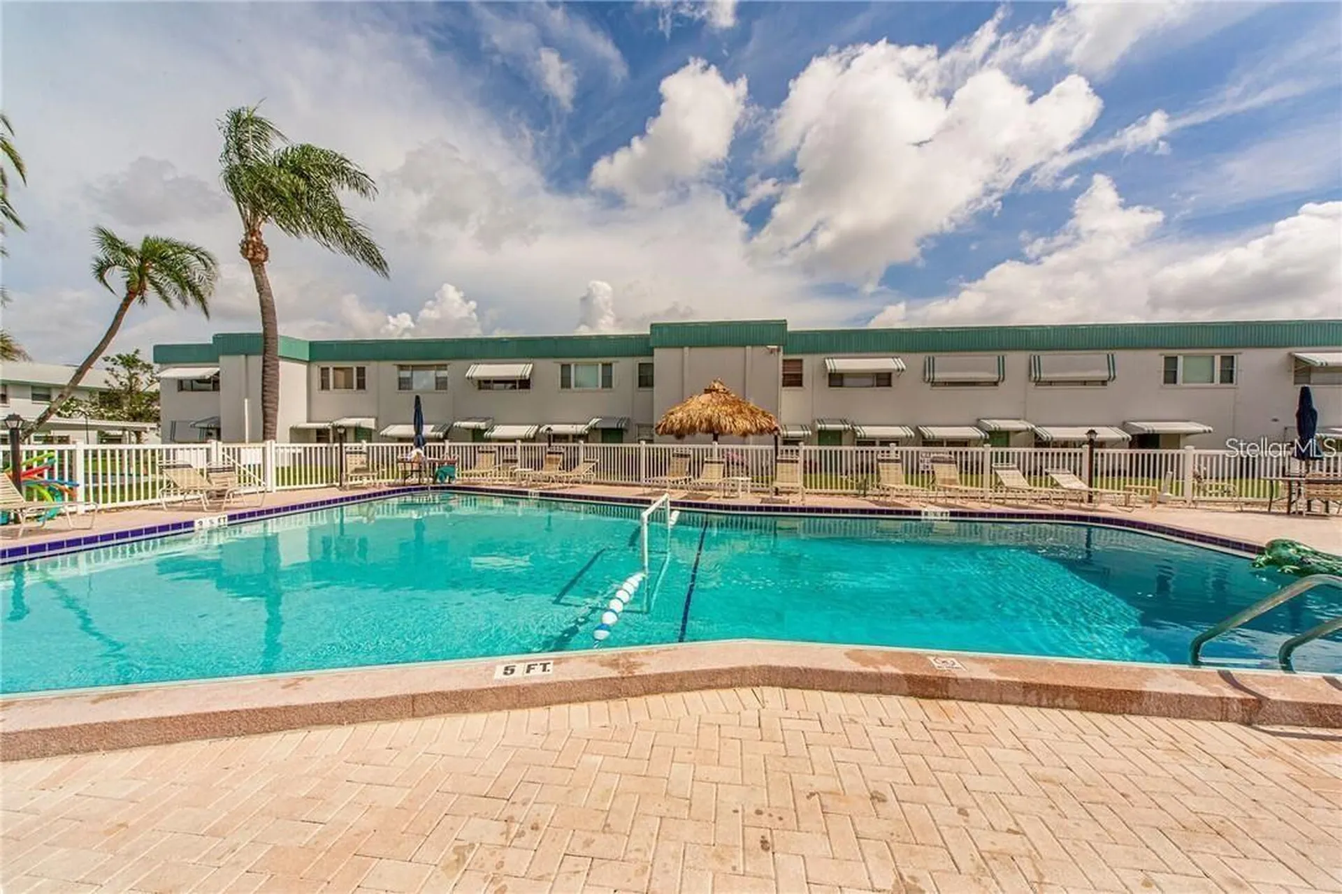5267 81st Street N St Petersburg FL 33709