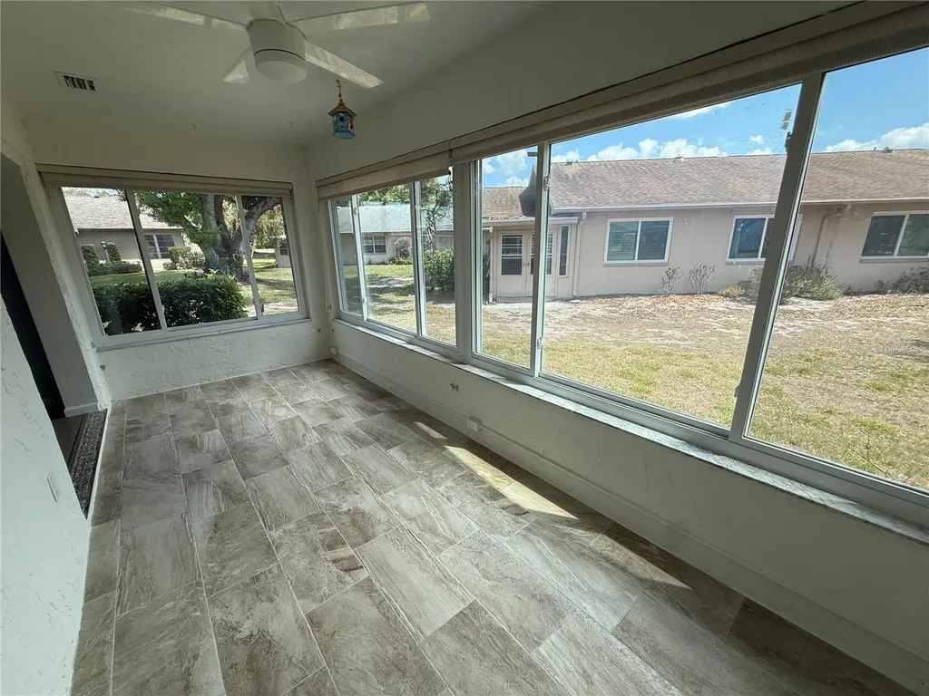 110-112 Gloucester Boulevard Sun City Center FL 33573
