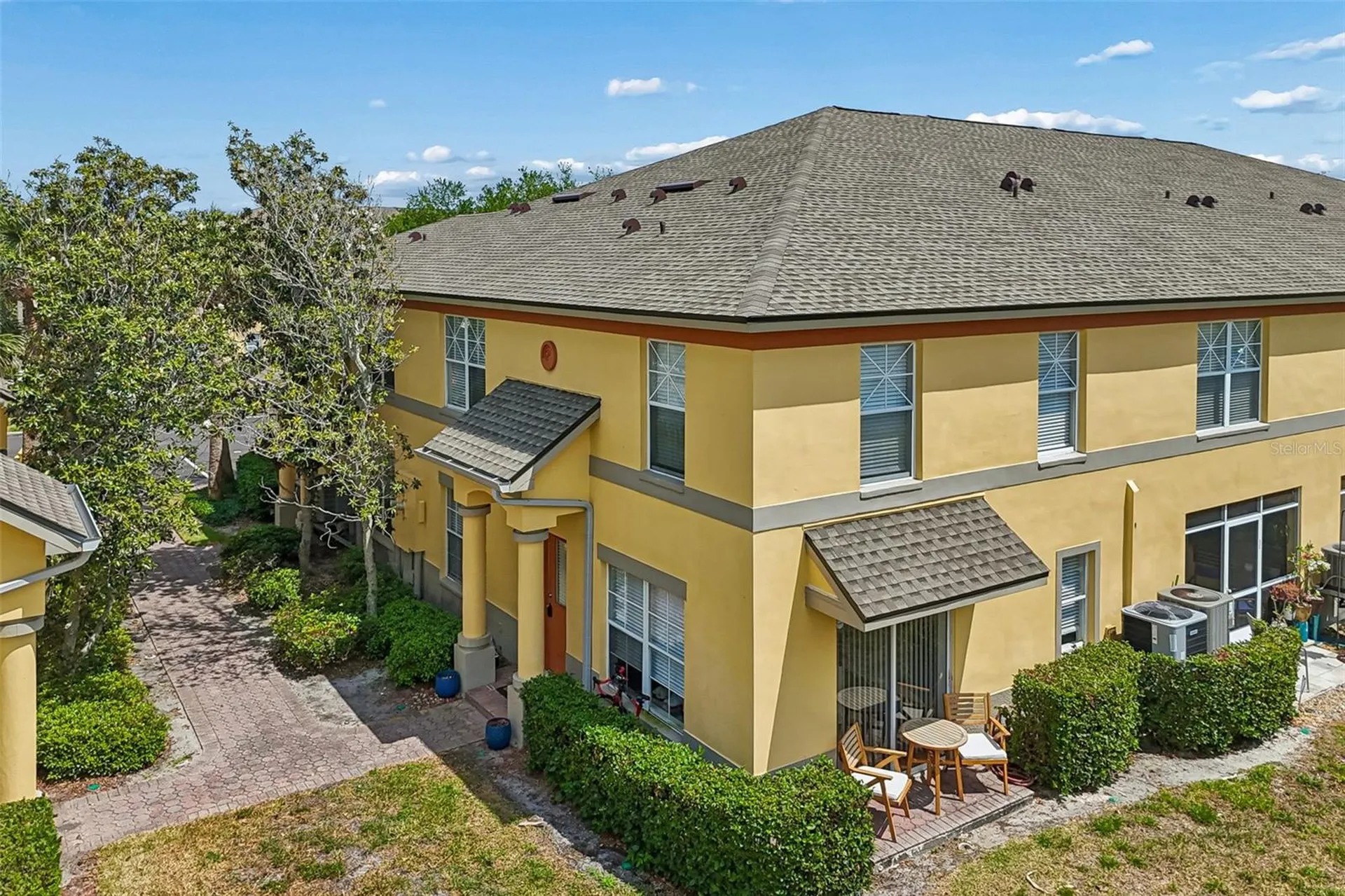 3863 Island Way St Petersburg FL 33705