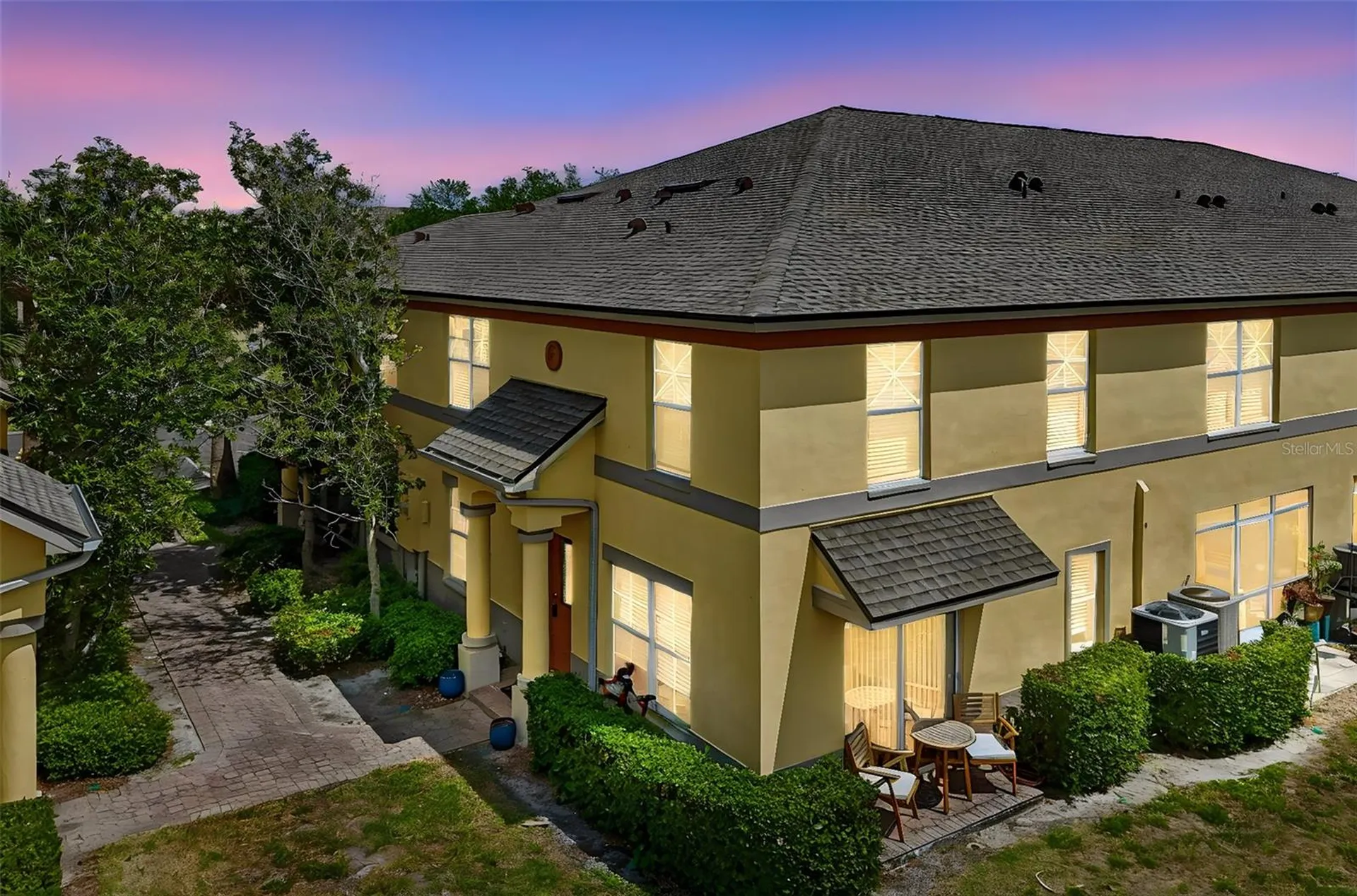 3863 Island Way St Petersburg FL 33705