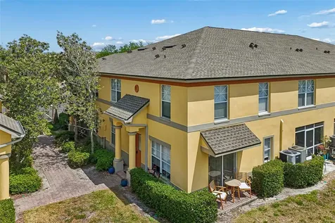 3863 Island Way St Petersburg FL 33705
