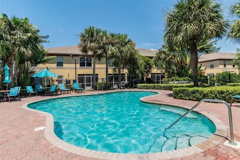 3863 Island Way St Petersburg FL 33705