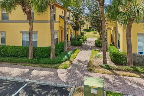 3863 Island Way St Petersburg FL 33705