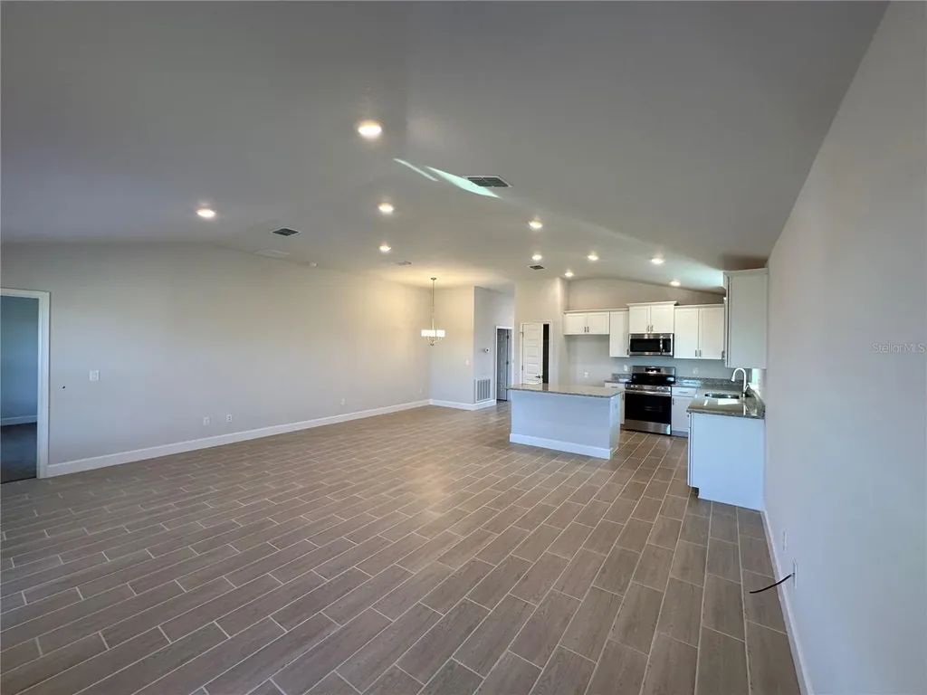 12535 NE 48th Terrace Oxford FL 34484