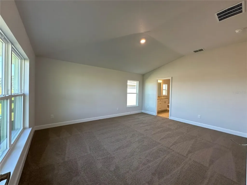 12535 NE 48th Terrace Oxford FL 34484