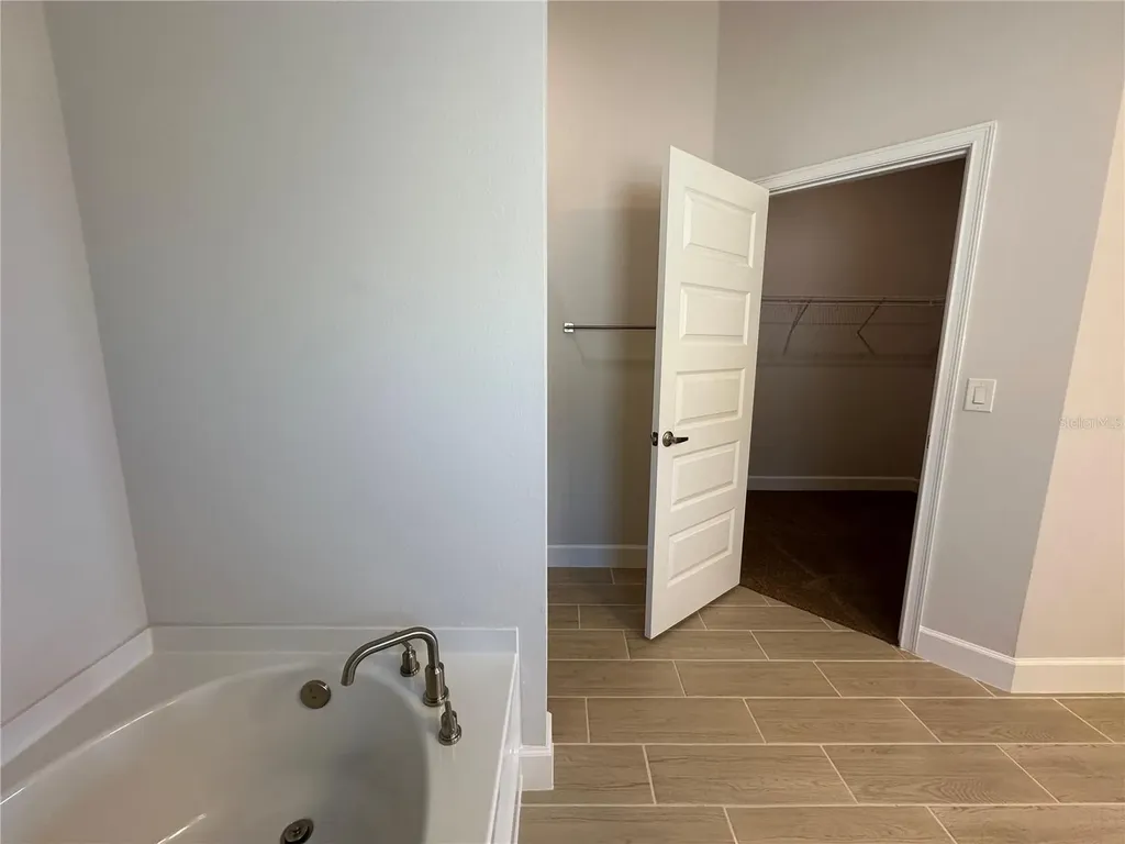 12535 NE 48th Terrace Oxford FL 34484