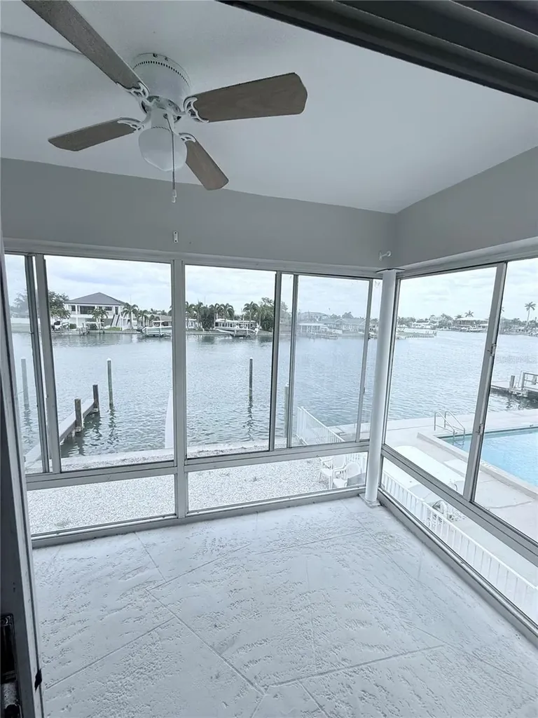 11705 3rd Street E Treasure Island FL 33706