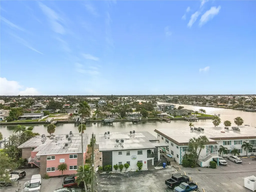 11705 3rd Street E Treasure Island FL 33706