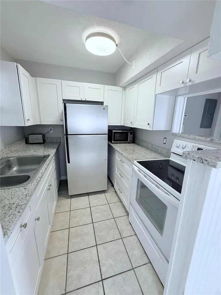 11705 3rd Street E Treasure Island FL 33706