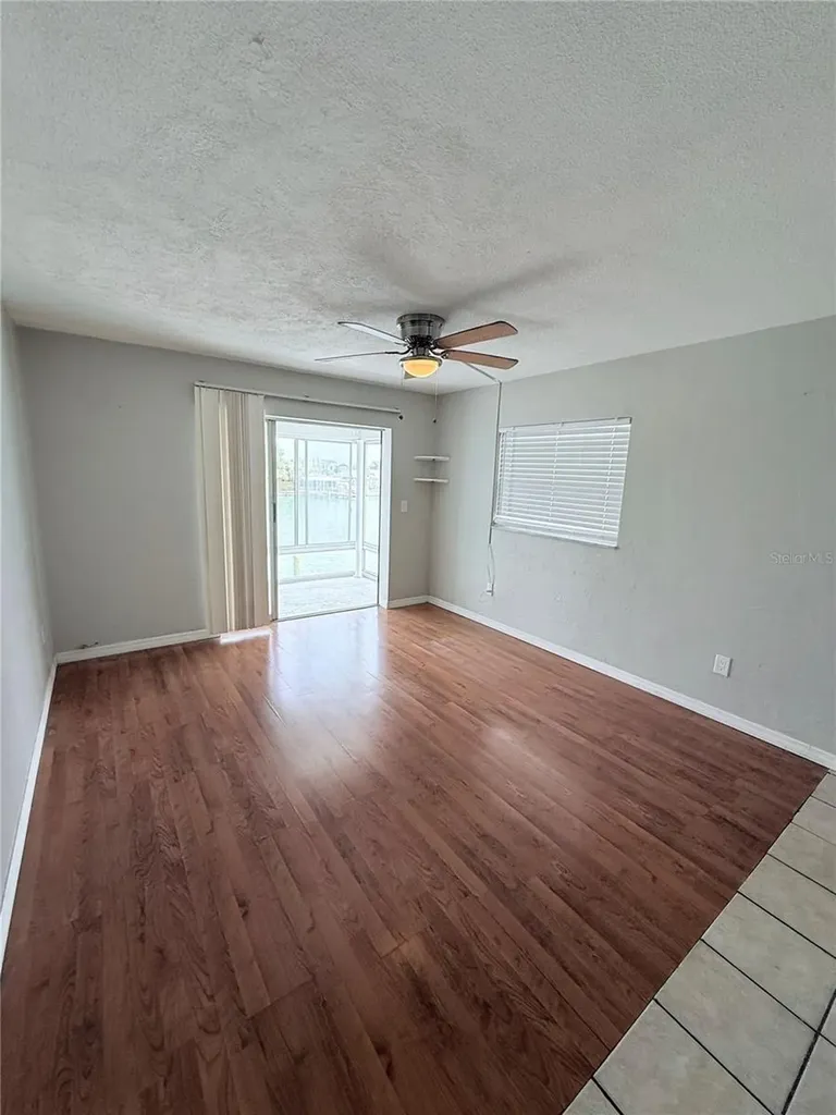 11705 3rd Street E Treasure Island FL 33706