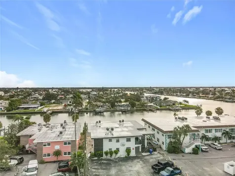 11705 3rd Street E Treasure Island FL 33706