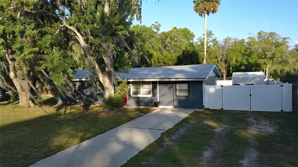 97 Risher Avenue Inglis FL 34449