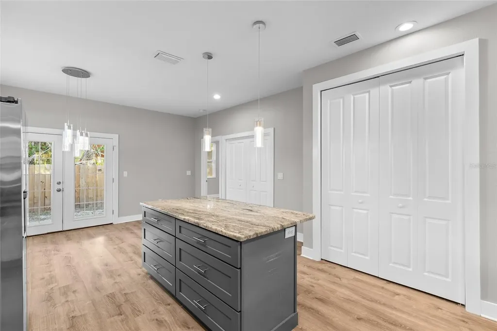 6356 30th Way N St Petersburg FL 33702
