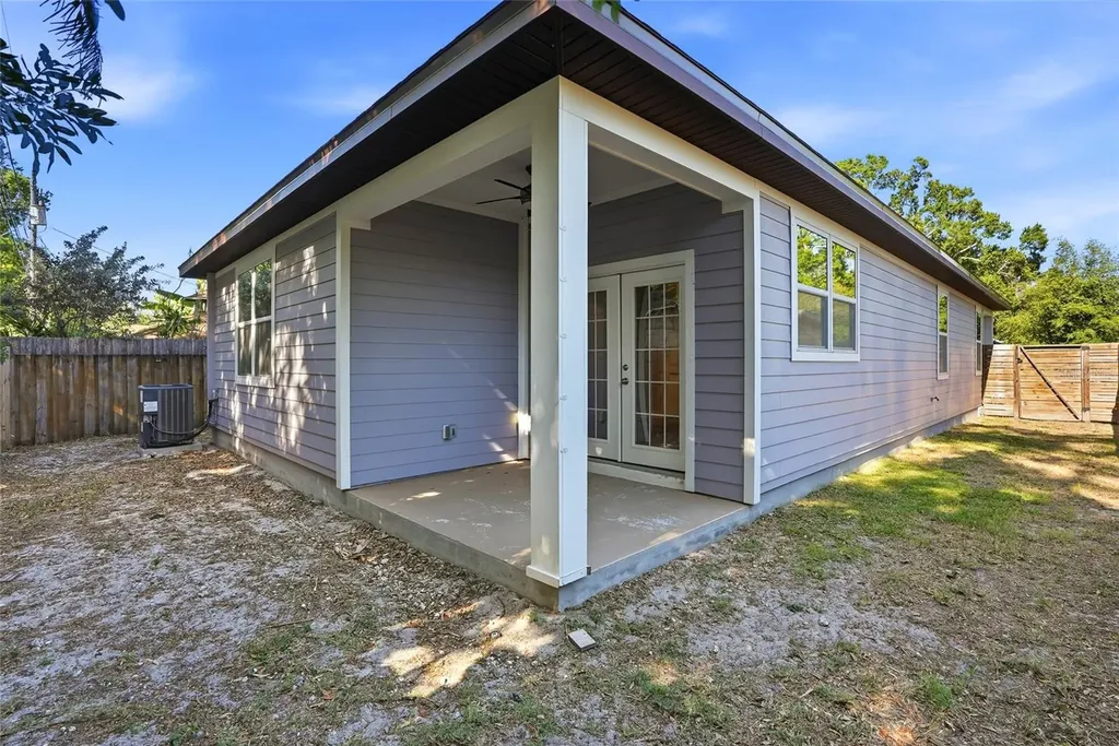 6356 30th Way N St Petersburg FL 33702