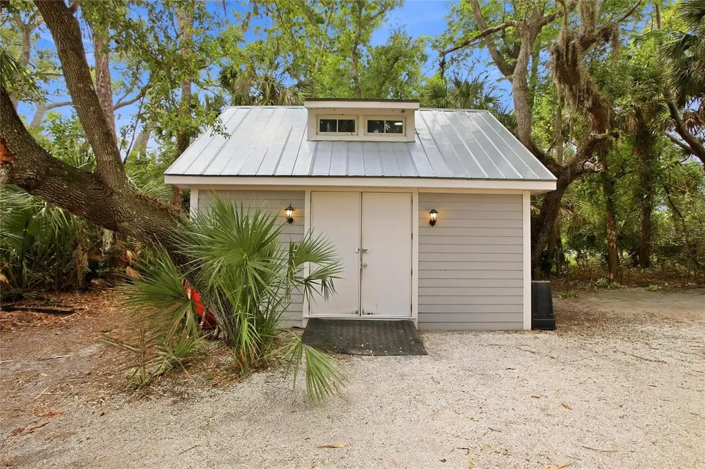 500 Suffolk Circle Nokomis FL 34275