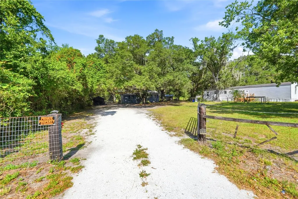 2403 SE Pointer Avenue Arcadia FL 34266