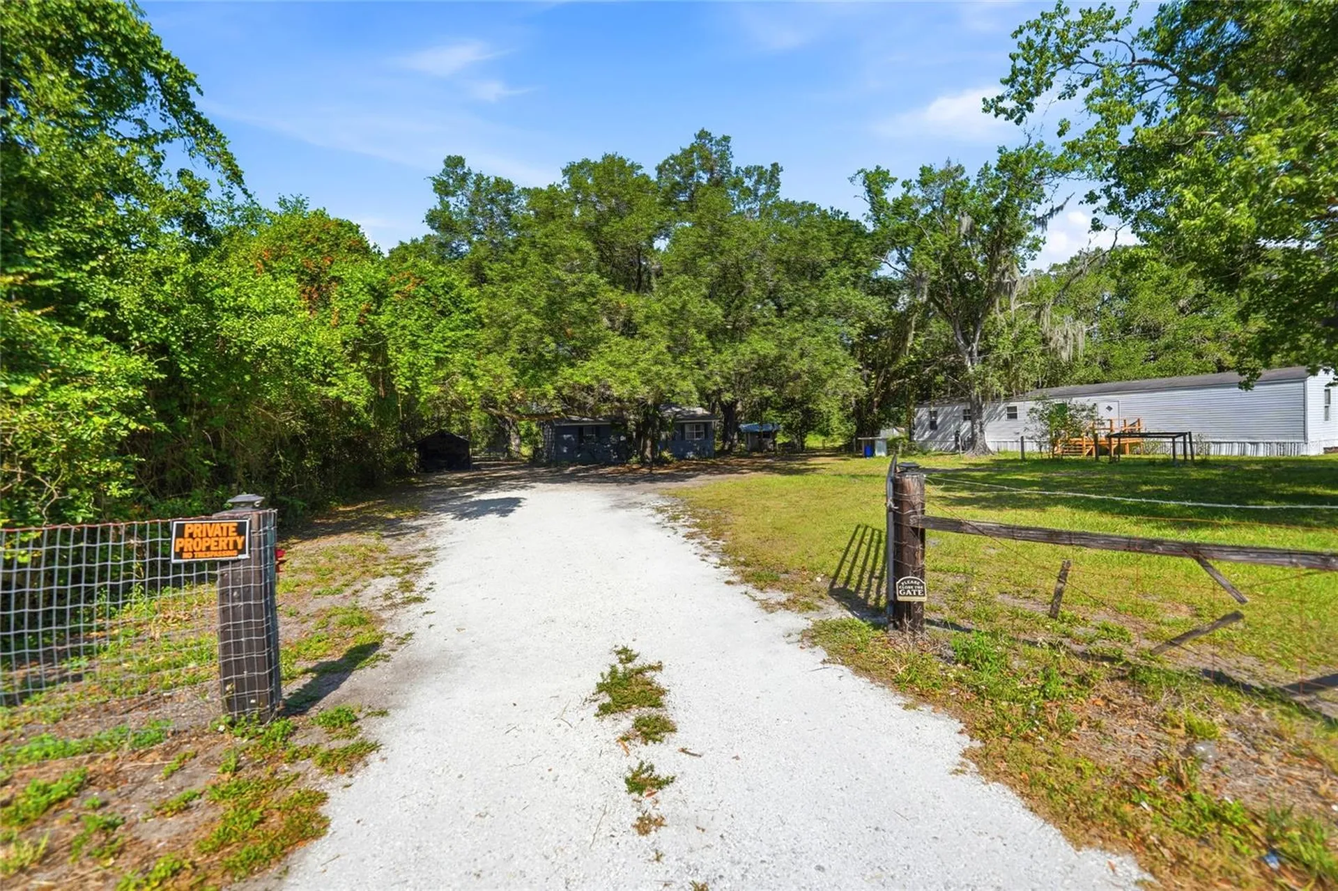 2403 SE Pointer Avenue Arcadia FL 34266