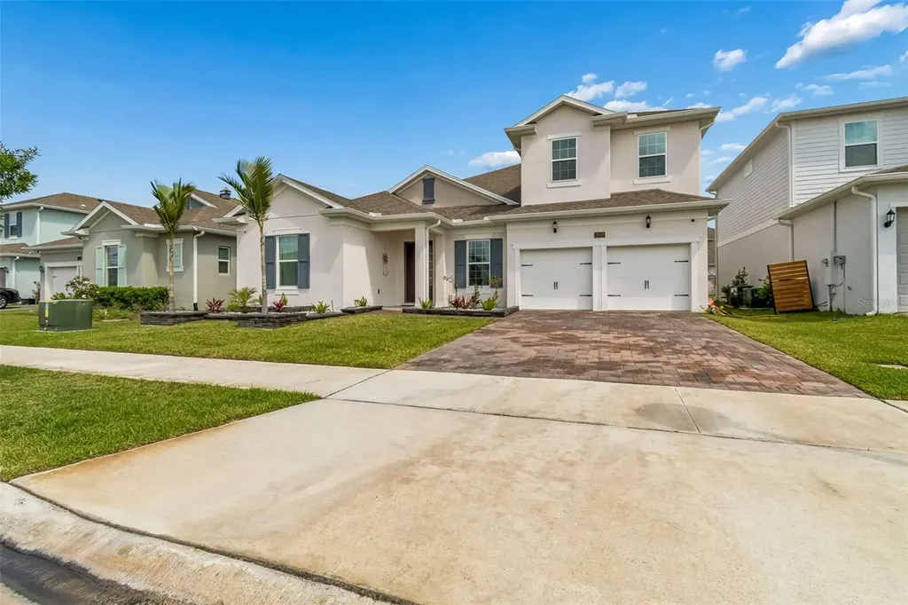 19129 Planetree Street Orlando FL 32827