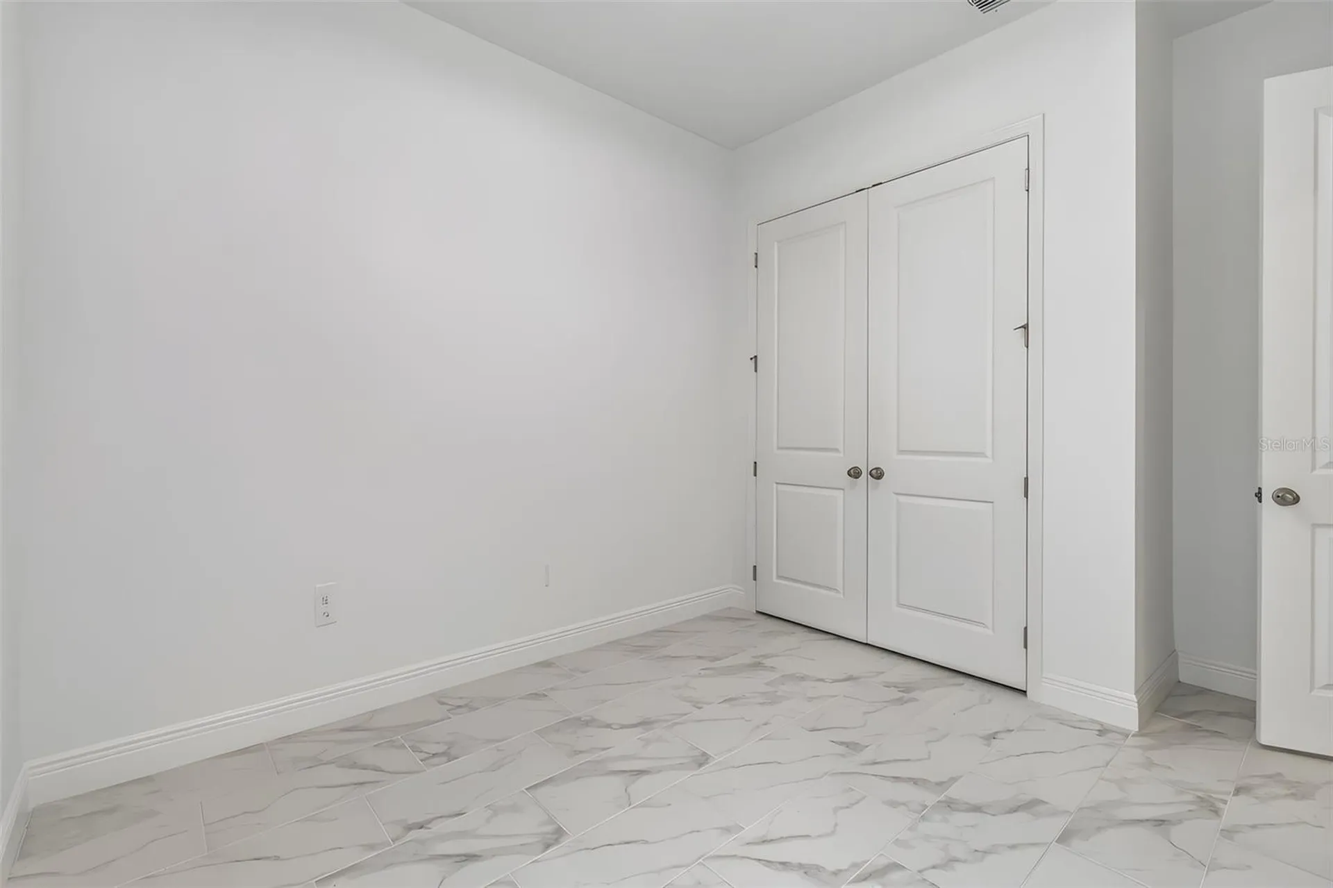 19129 Planetree Street Orlando FL 32827