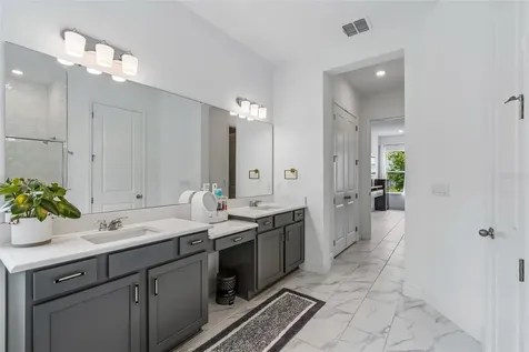 19129 Planetree Street Orlando FL 32827