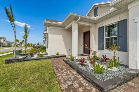 19129 Planetree Street Orlando FL 32827