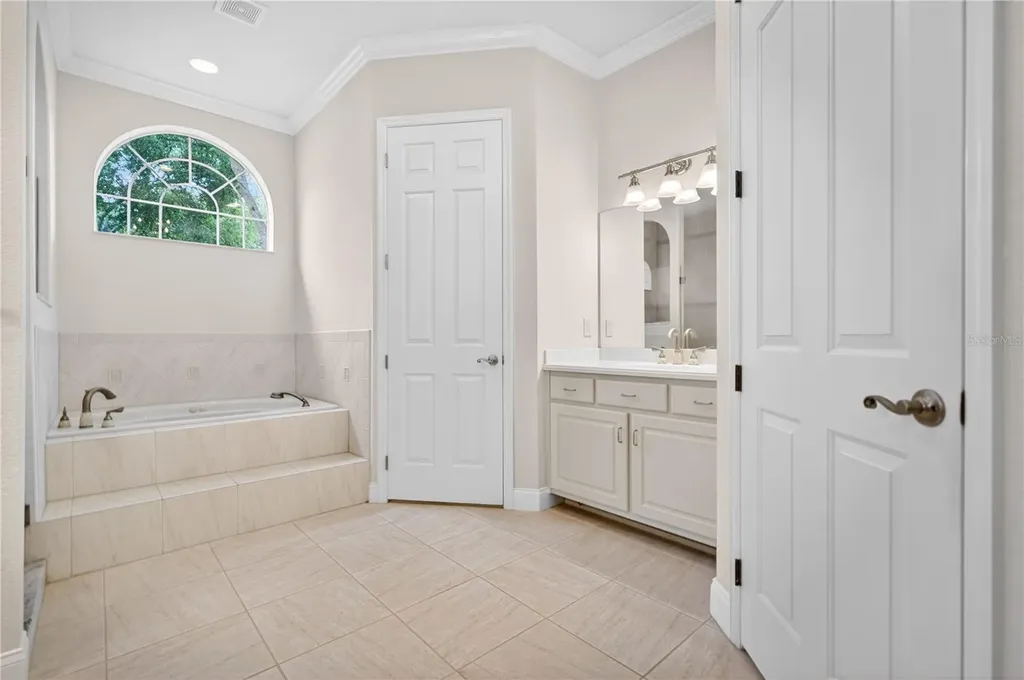 1418 Dolph Circle Ormond Beach FL 32174